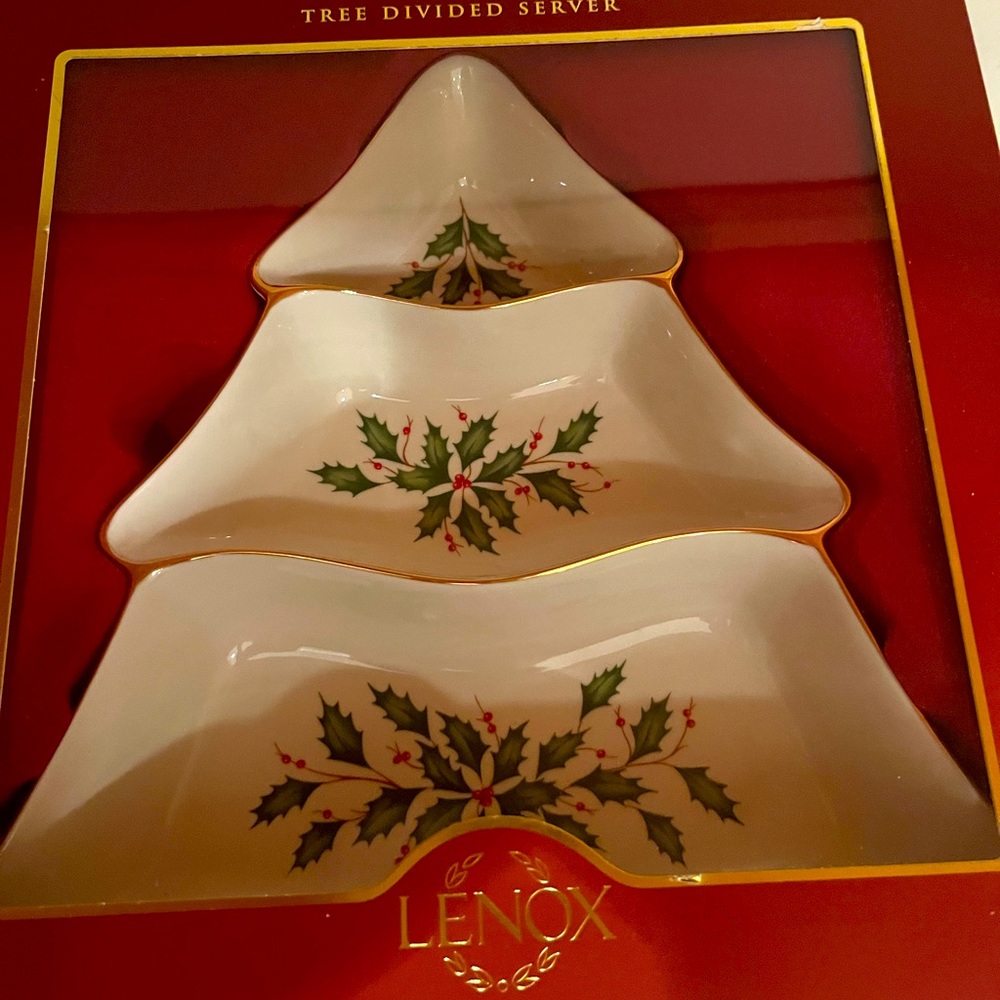 Lenox Holiday Tree Server